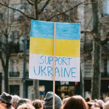 영국, 우크라이나 비자 소지자에게 18개월 비자 연장 제공